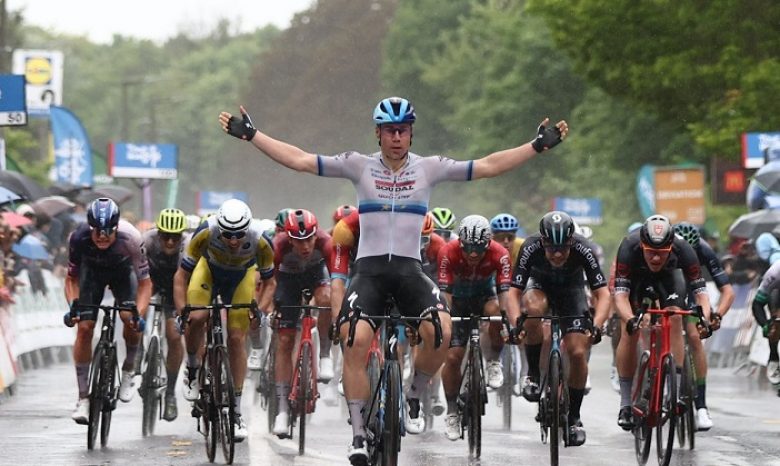 Tour De Hongrie Fabio Jakobsen La E Tape Et R Cup Re Le Maillot Jaune