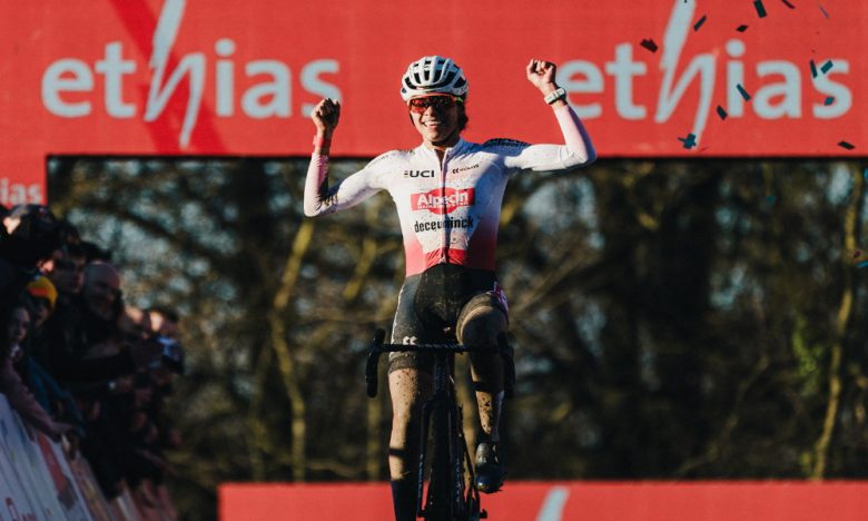 Cyclo-cross - CDM - Ceylin del Carmen Alvarado en costaud à Namur