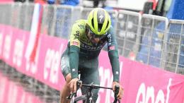 Tour d'Italie - Daniel Felipe Martinez : «Nous sommes en bonne position»