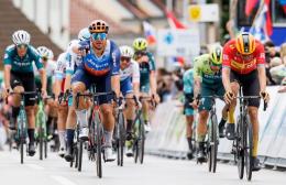 Tour de Slovénie - Dylan Groenewegen la 1ère étape, un top 10 avec deux Bleus