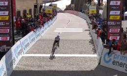 Tour de Suisse - Træen la 4e étape, Adam Yates leader, Lenny Martinez coince