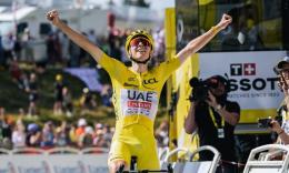 Tour de France - Tadej Pogacar assomme le Tour et Vingegaard sur la 15e étape