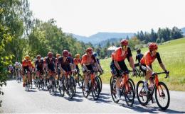 Route - Un membre du staff de l'équipe INEOS Grenadiers a claqué la porte