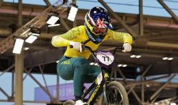 Paris 2024 - Saya Sakakibara sacrée en BMX Racing, Axelle Etienne termine 7e