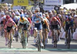 Tour de France Femmes - Kool la 1ère étape et le Jaune, Wiebes malchanceuse