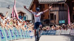 Tour de l'Avenir - Joseph Blackmore la 3e étape et le jaune, Bisiaux 5e