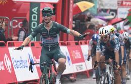 Tour d'Espagne - Kaden Groves gagne une 17e étape pleine de suspense