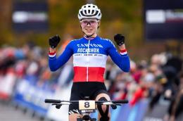 VTT-CDM - Loana Lecomte a fini la saison en beauté à Mont-Sainte-Anne