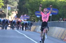 Tour du Piémont - Neilson Powless comme Pogacar... un raid solitaire de 42 km