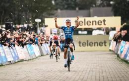 Superprestige - Ceylin Alvarado enchaîne et domine van Empel à Ruddervoorde