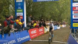 Cyclo-cross  - Fem Van Empel s'impose en solitaire sur le Koppenbergcross