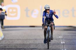 Superprestige - Ceylin Alvarado signe une démonstration en solitaire à Niel