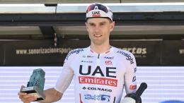 Route - Finn Fisher-Black : «Avec UAE Team Emirates, je ne grandissais plus»