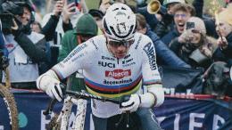 Coupe du Monde - Mathieu van der Poel de nouveau vainqueur... à Besançon