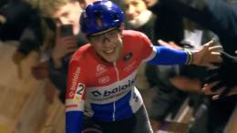 Superprestige - Lucinda Brand bat Ceylin Alvarado sur le cross de Diegem